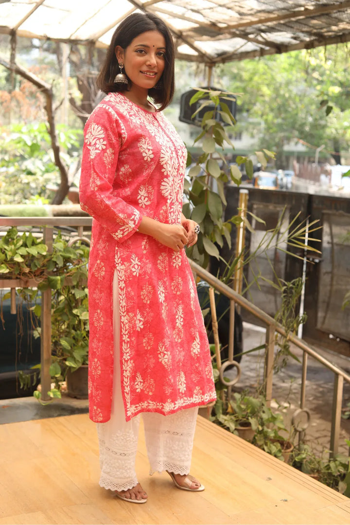 Saniya Mulmul Chikankari Kurti