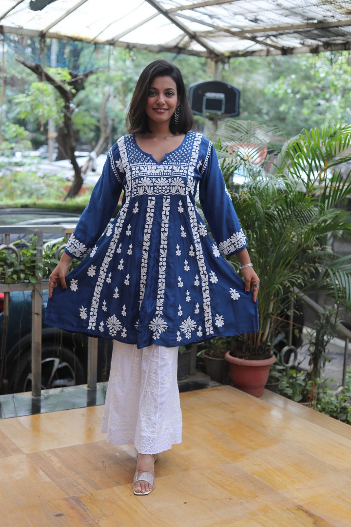 Sanaa Muslin 3D Chikankari Short Kurti