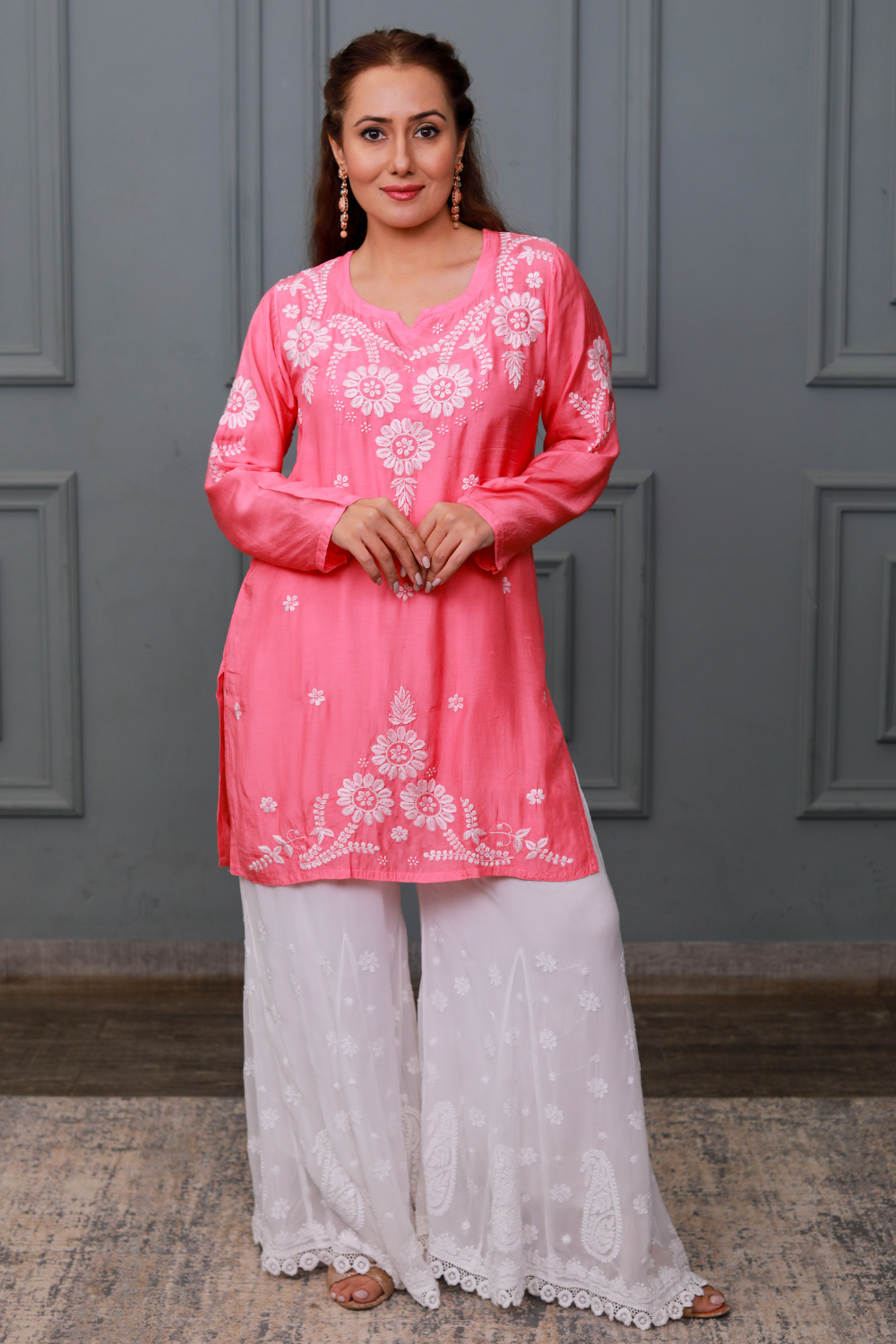 Nisreen Muslin 3D Chikankari Short Kurti