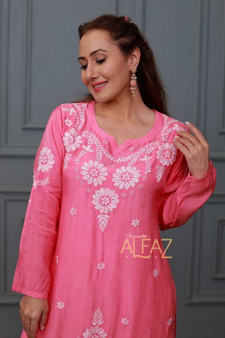 Nisreen Muslin 3D Chikankari Short Kurti