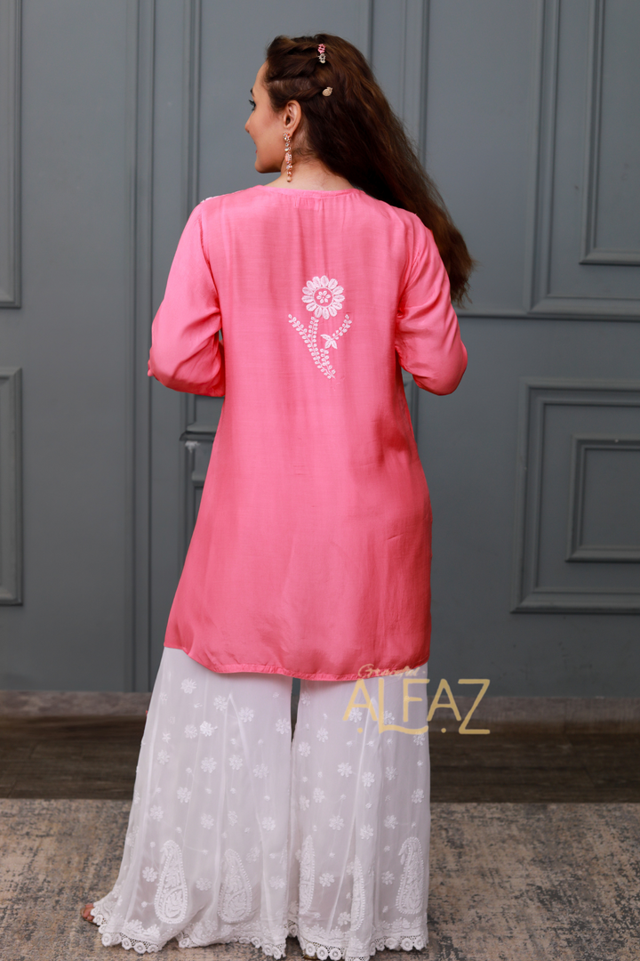 Nisreen Muslin 3D Chikankari Short Kurti