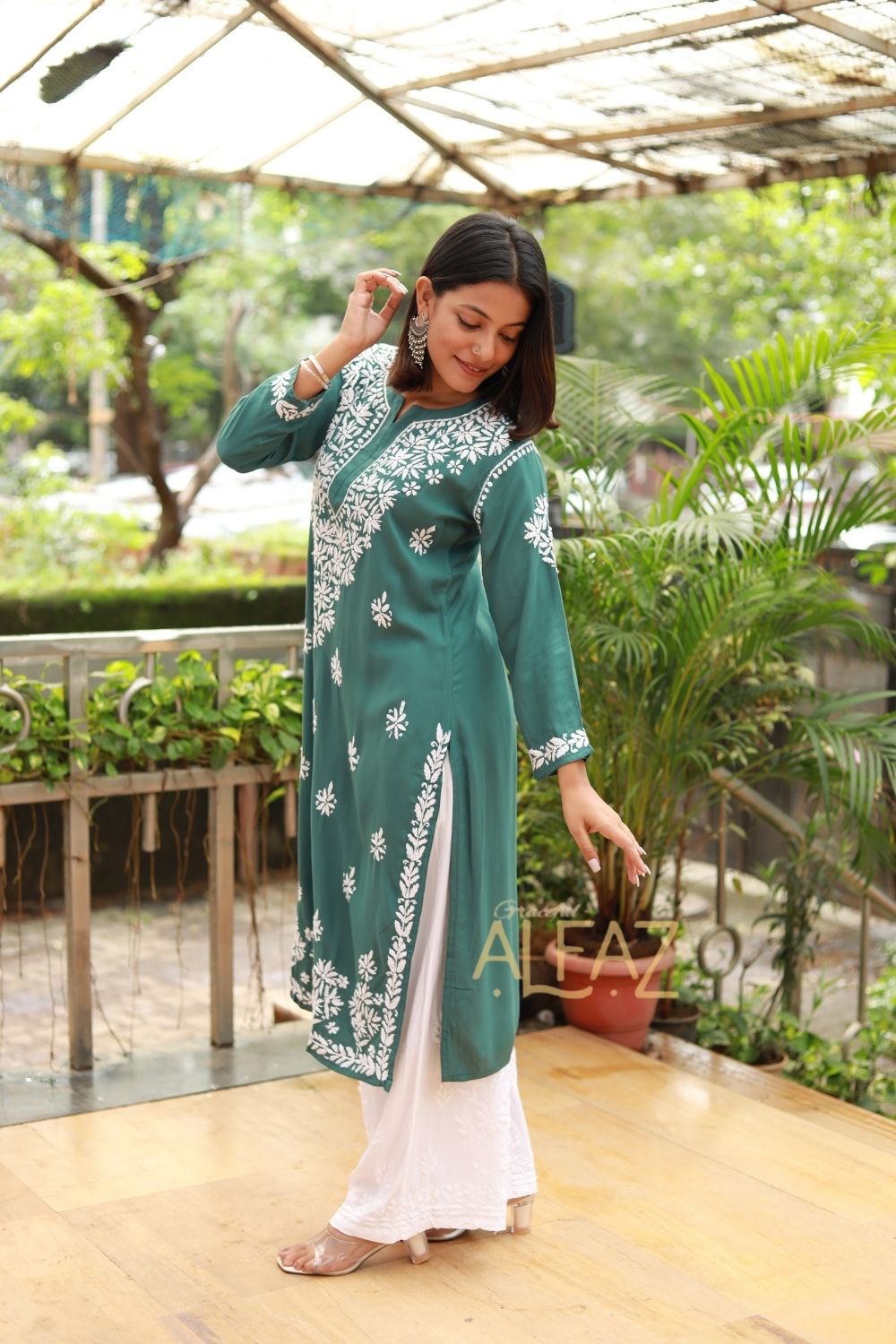 Jiya Rayon Chikankari Long Kurti