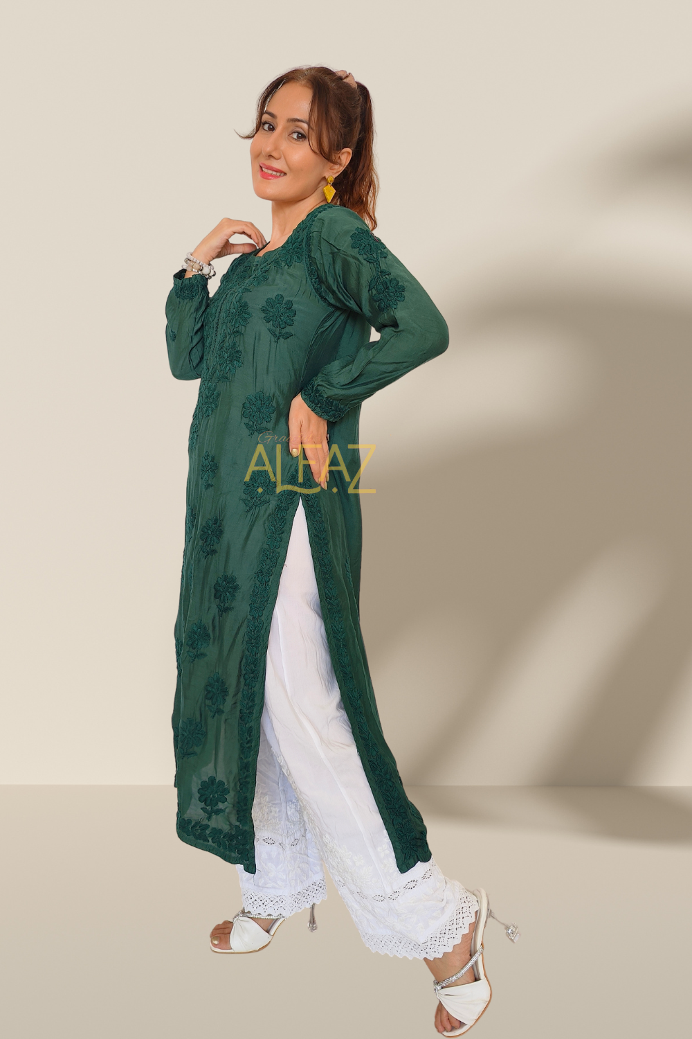 Layla Premium Muslin 3D Chikankari Kurti – Shop Chikan Kurtis Online