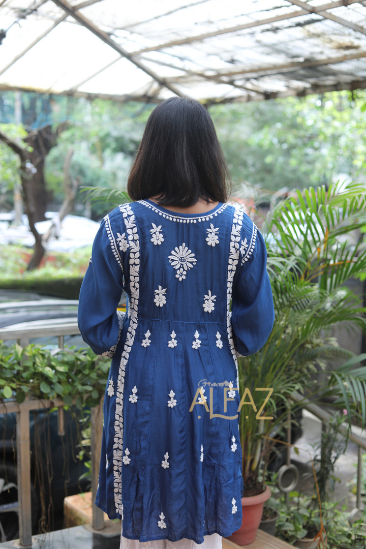 Sanaa Muslin 3D Chikankari Short Kurti