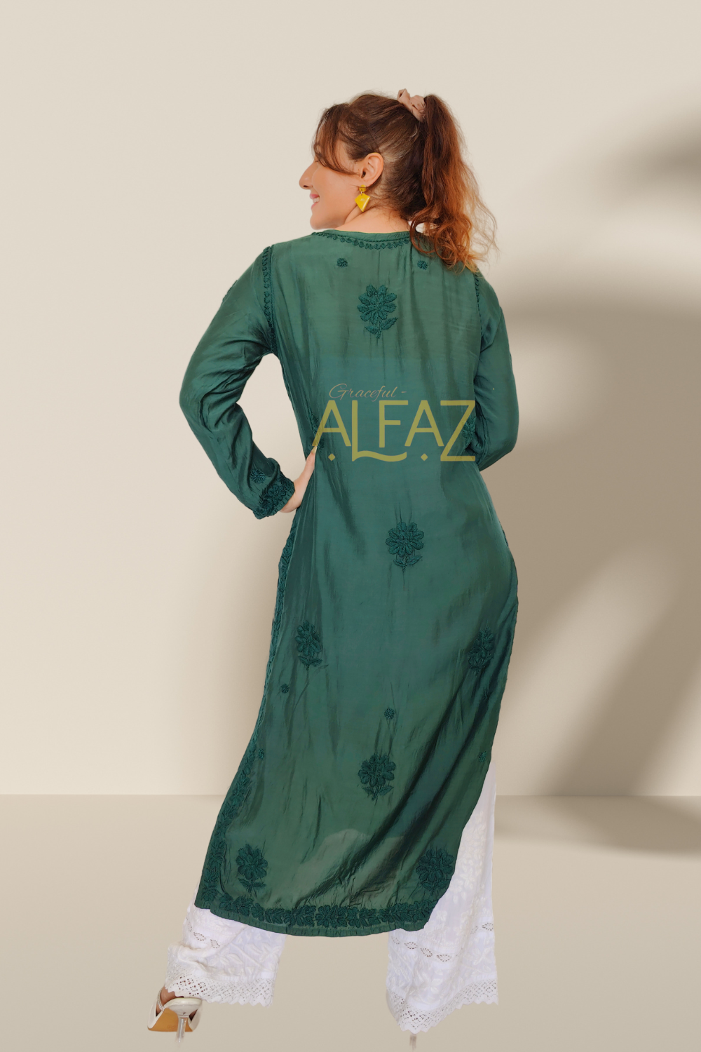 Layla Premium Muslin 3D Chikankari Kurti – Shop Chikan Kurtis Online