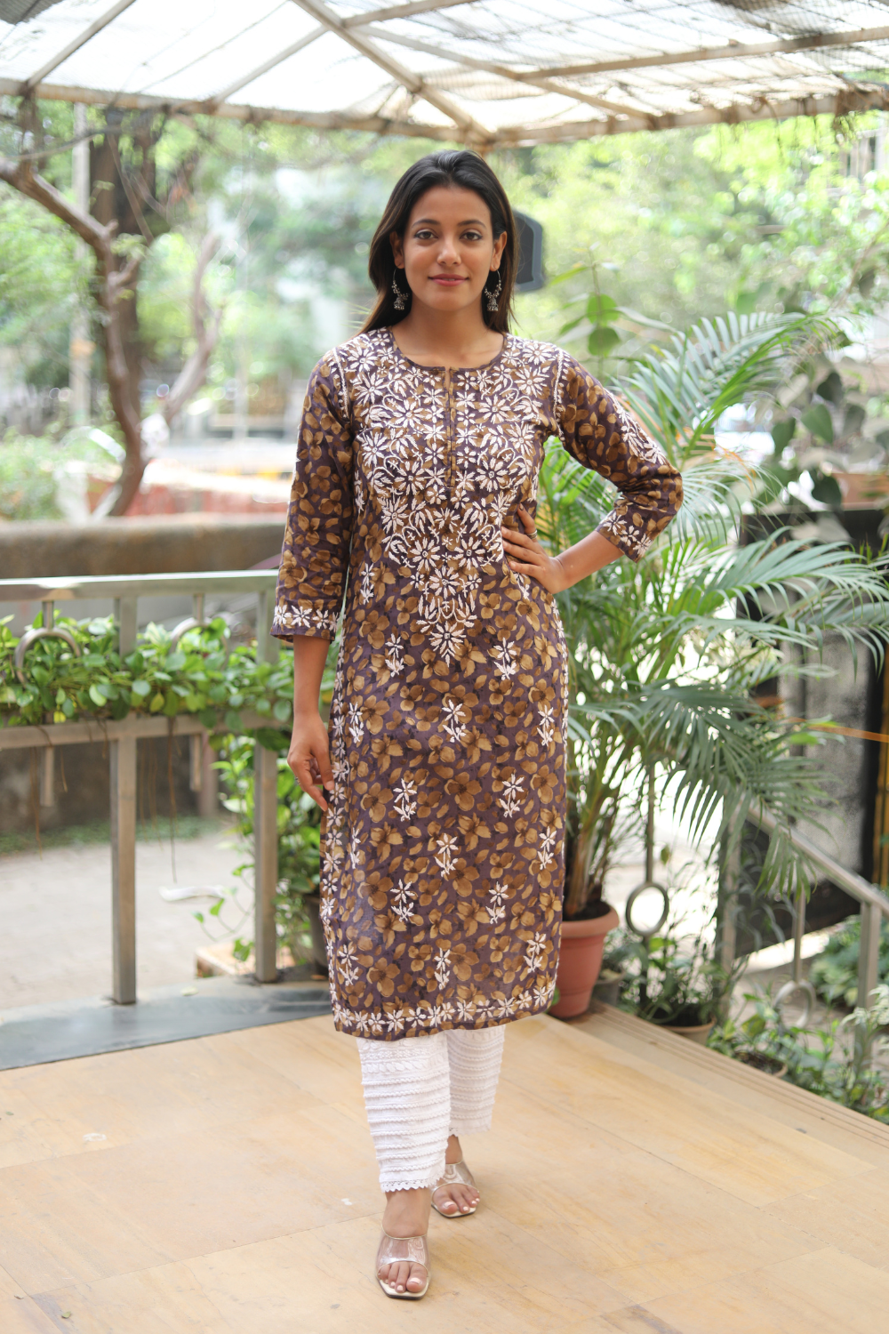 mulmul chikankari kurta