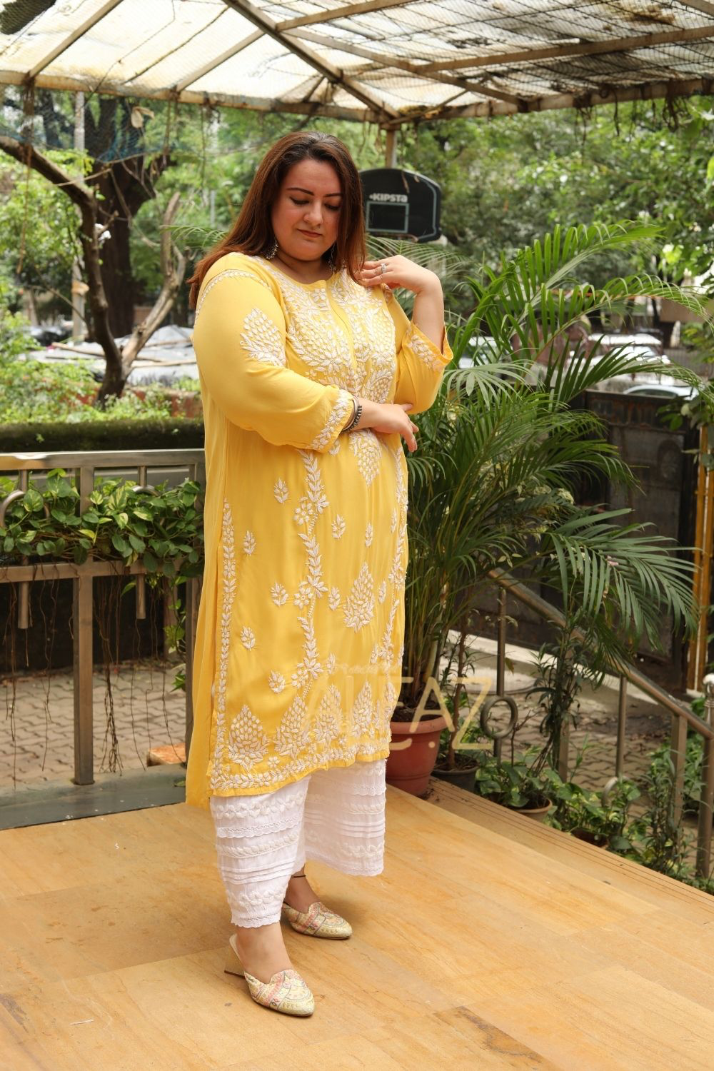 Aanya Rayon Chikankari Long Kurta Plus Size