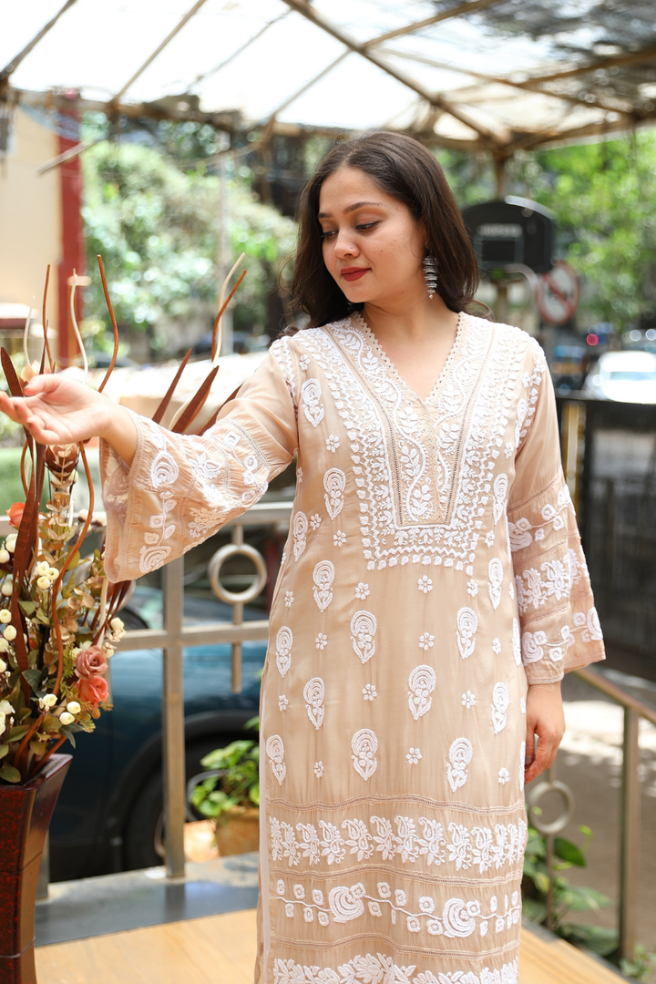 Fana Muslin  Premium Bell Sleeve 3D Chikankari Kurti