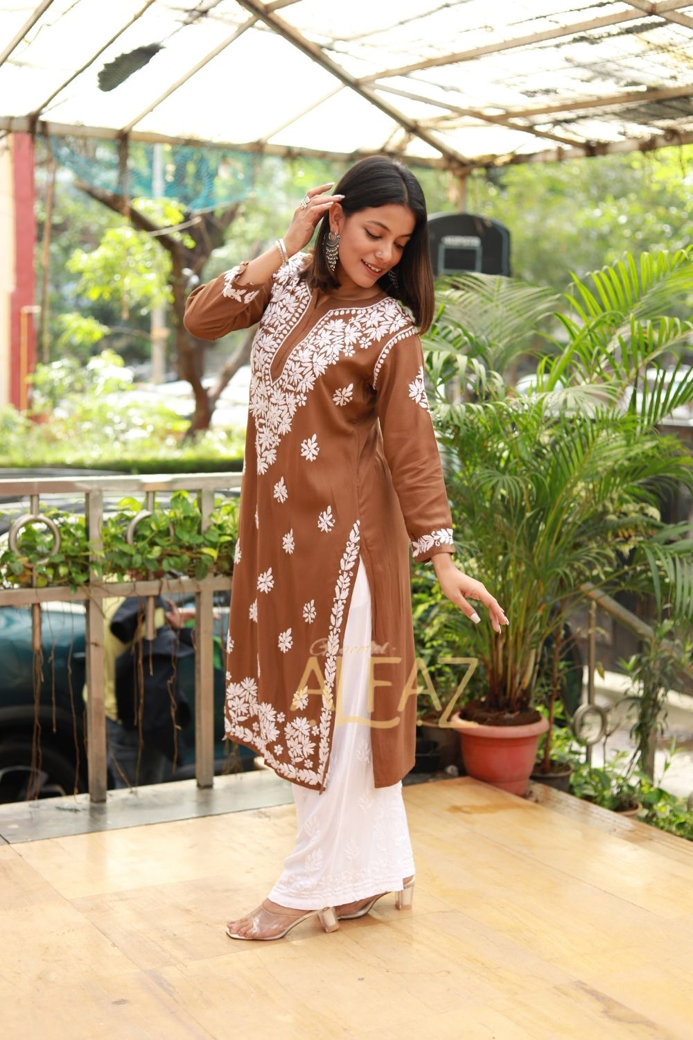 Jiya Rayon Chikankari Long Kurti