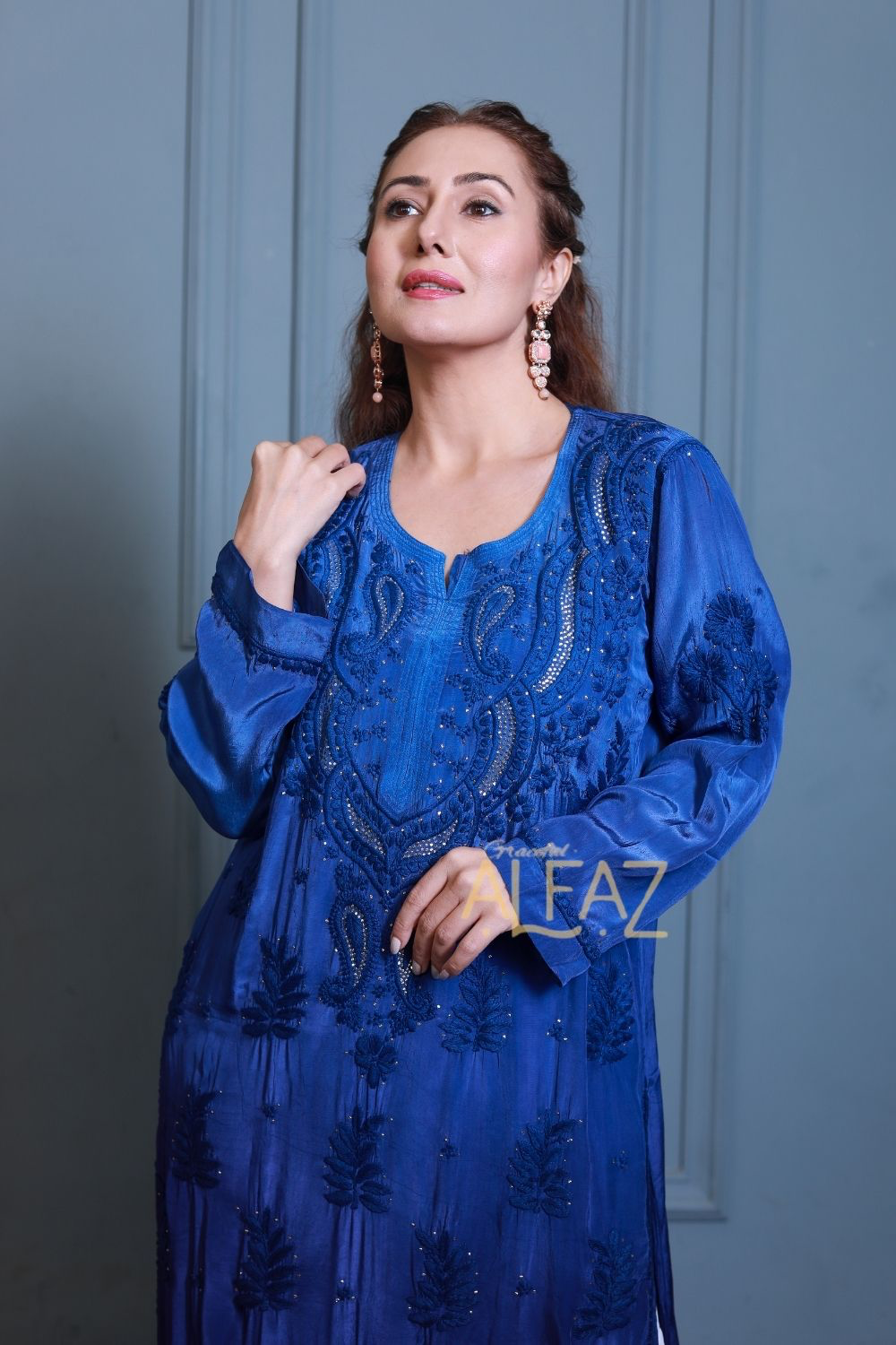 Ameera Premium Crepe Silk 3D Chikankari & Mukaish Kurti