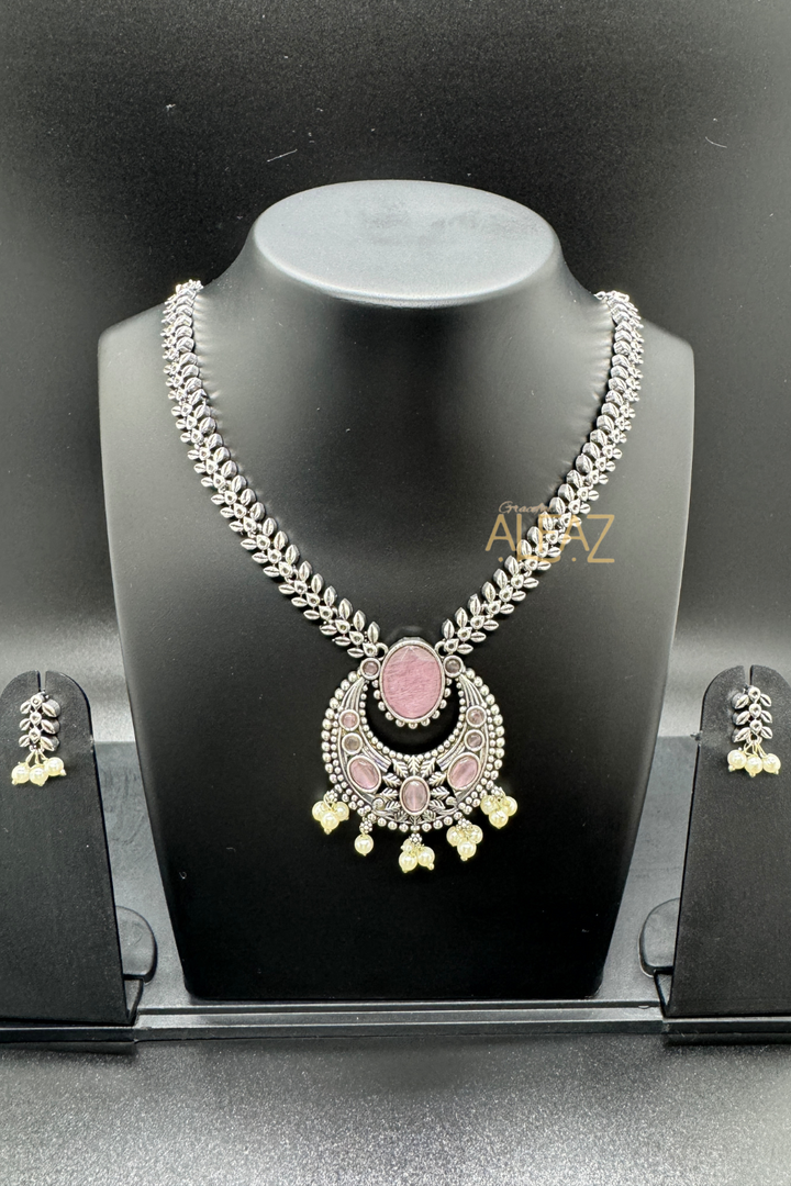 Niti Pearl Oxidised Necklace With Earrings