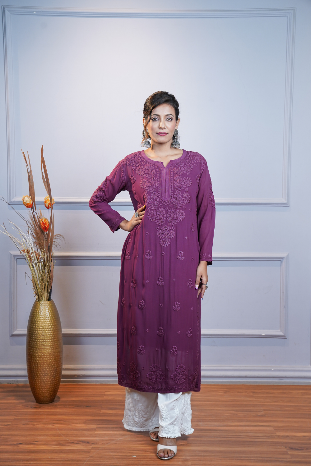 Aida Premium Viscose 3D Chikankari Long Kurti