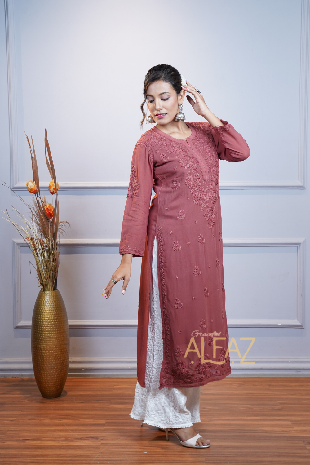 Aida Premium Viscose 3D Chikankari Long Kurti