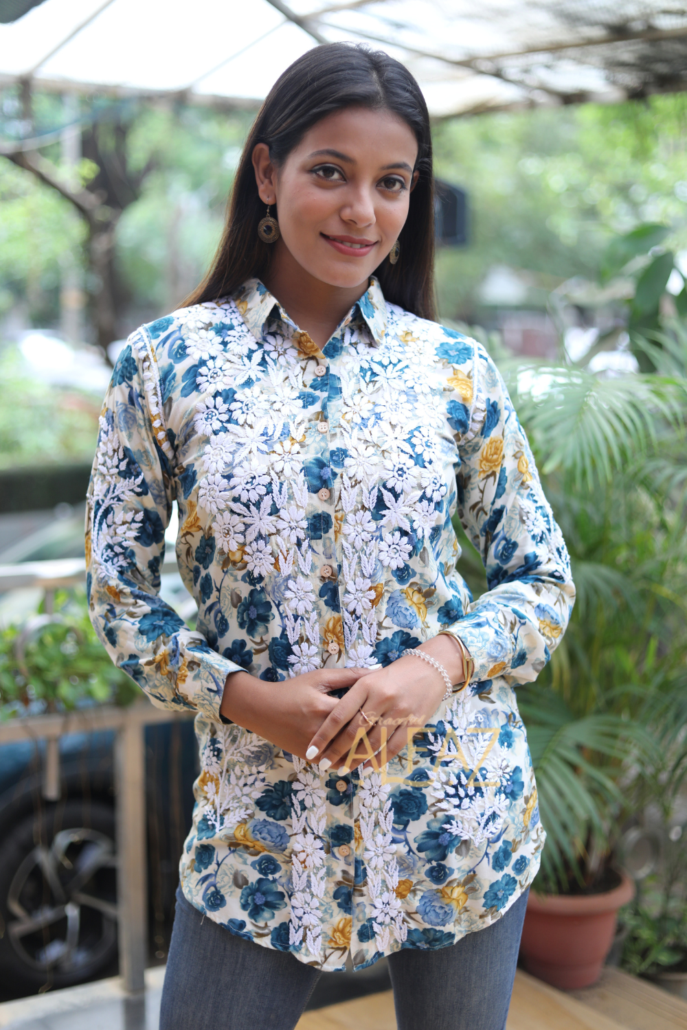 chikankari rayon kurti