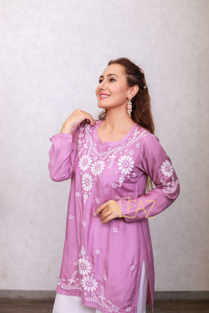 Nisreen Muslin 3D Chikankari Short Kurti