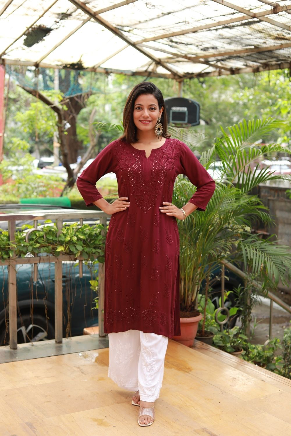 Maaya Premium Rayon Chikankari Kurti With Mukaish