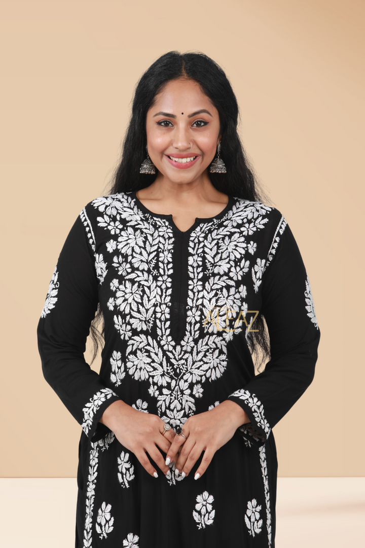 chikan kurti set for women