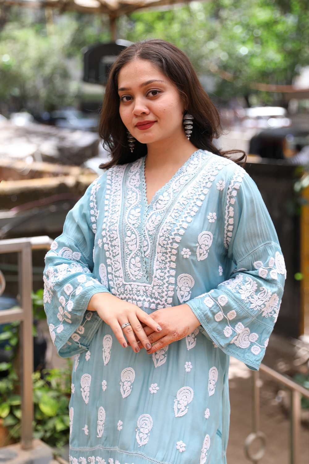 Fana Muslin  Premium Bell Sleeve 3D Chikankari Kurti