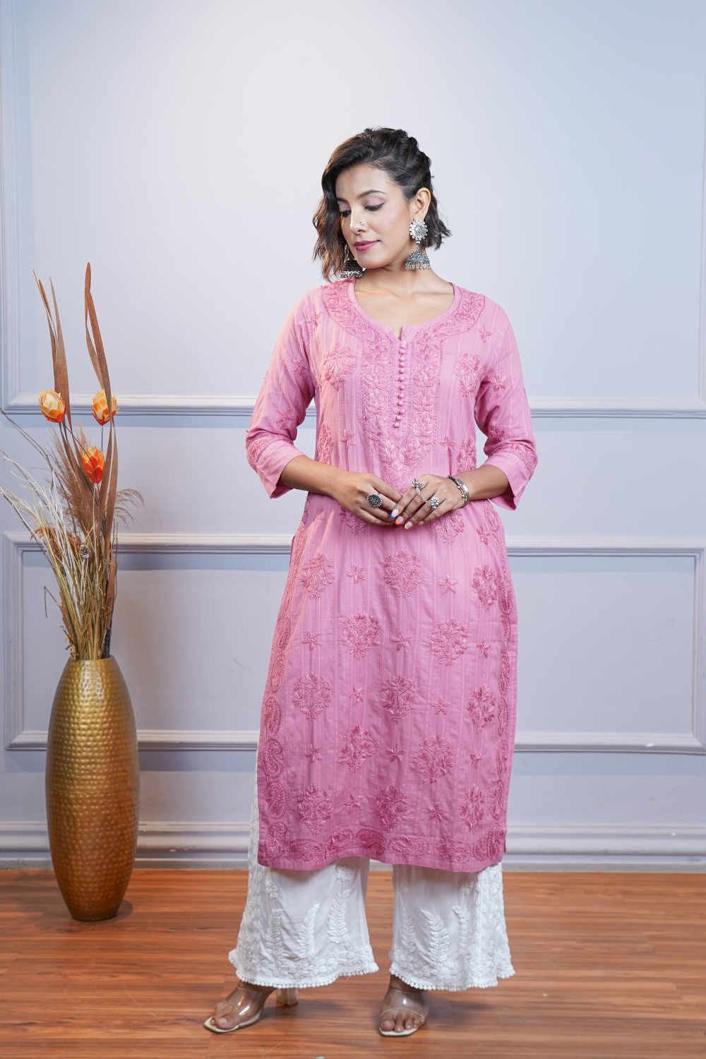 Sona Zari Lining Pure Mulmul Chikankari Kurti