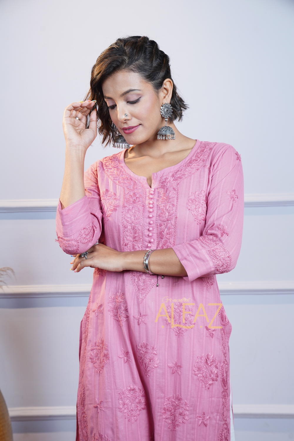 Sona Zari Lining Pure Mulmul Chikankari Kurti