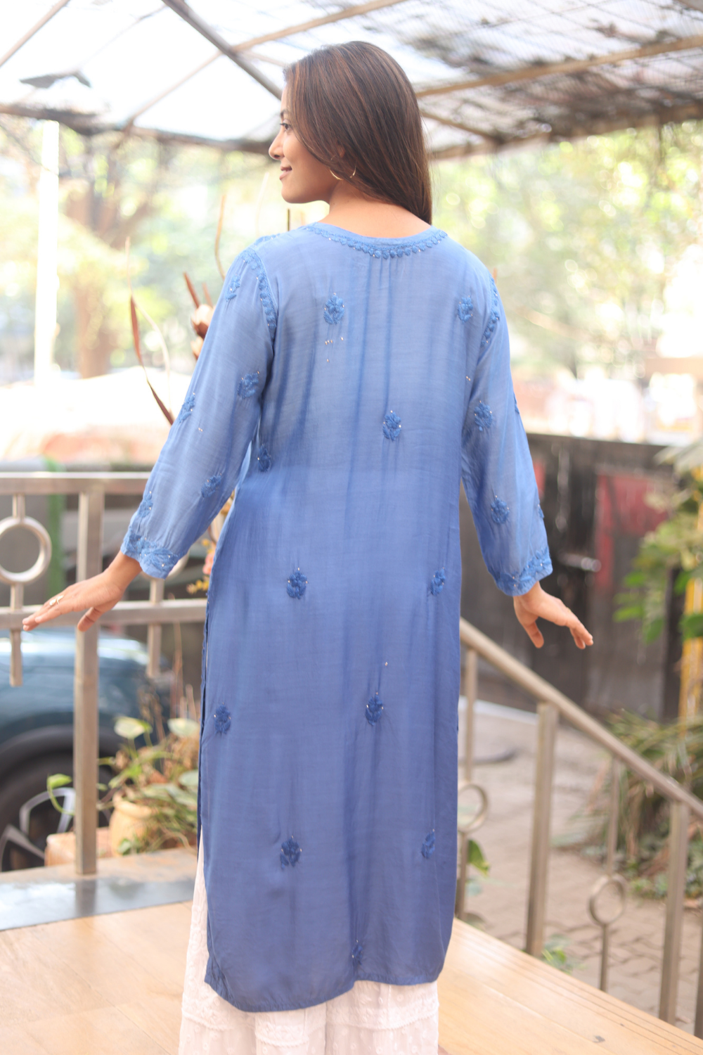Aarohi Muslin 3D Chikankari Kurti With Mukaish