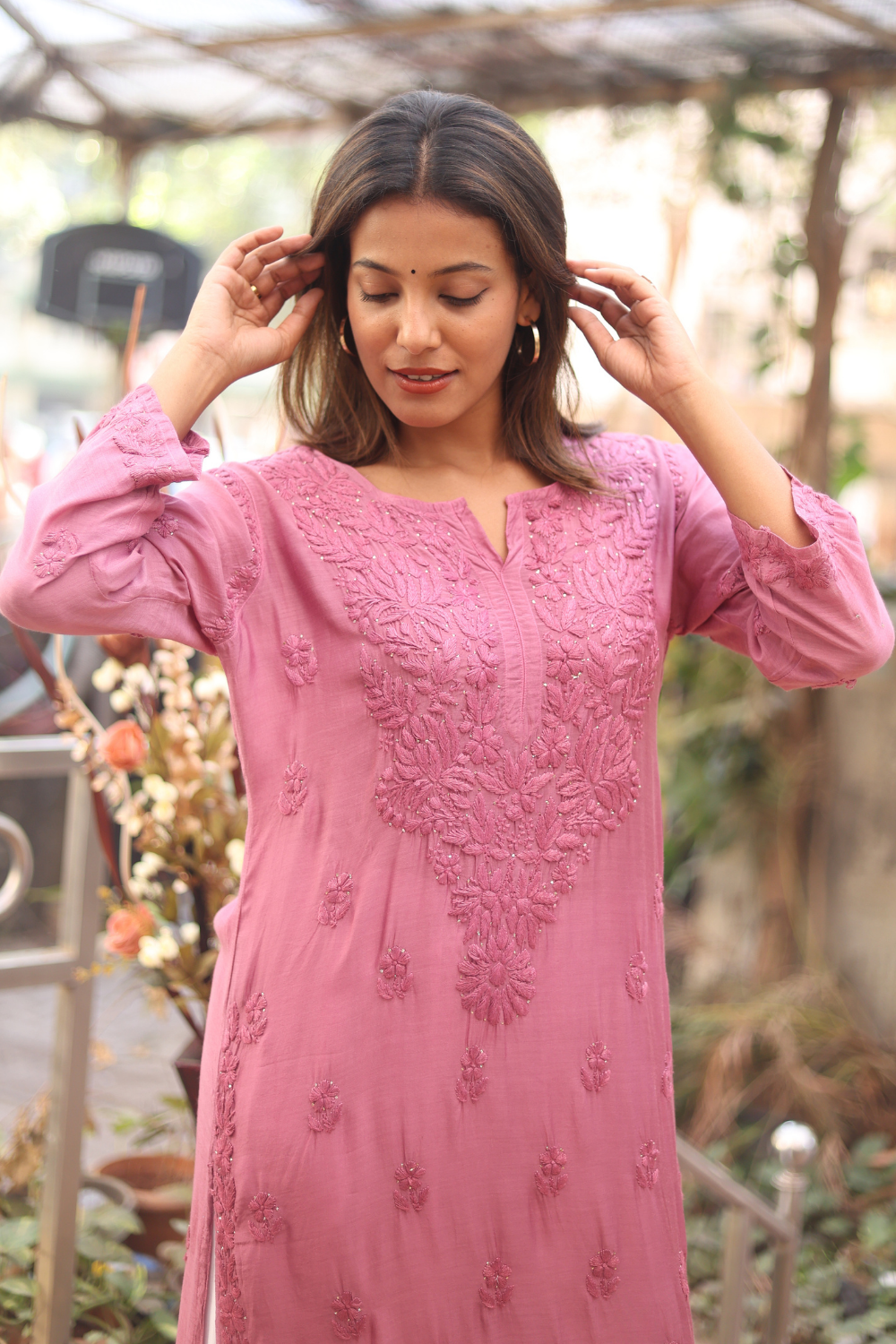 Aarohi Muslin 3D Chikankari Kurti With Mukaish