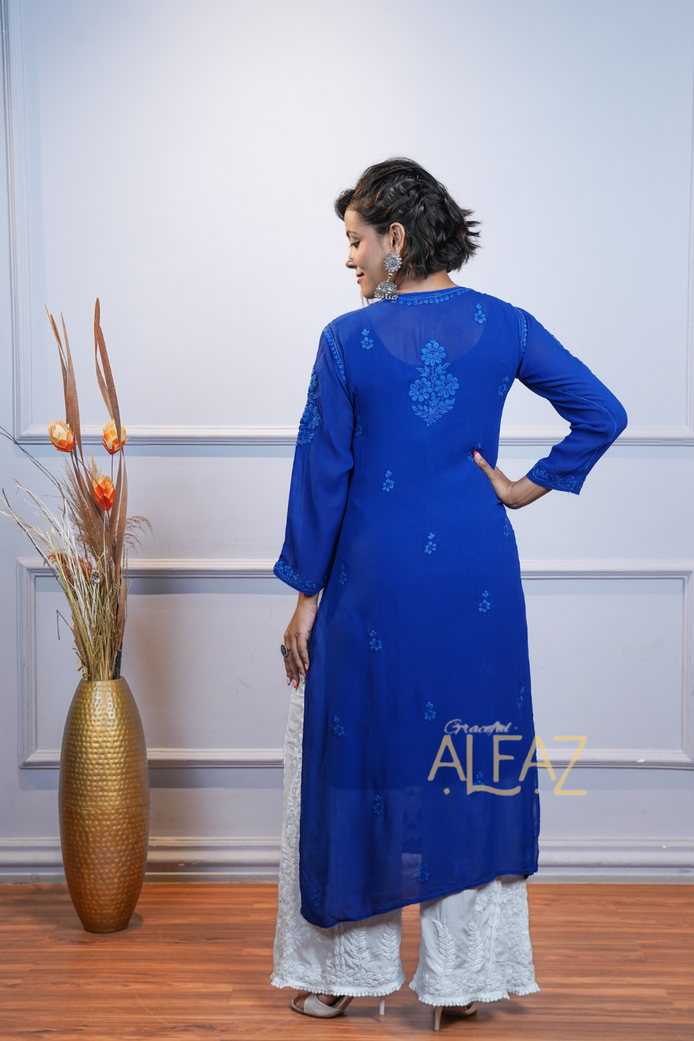 Aida Premium Viscose 3D Chikankari Long Kurti