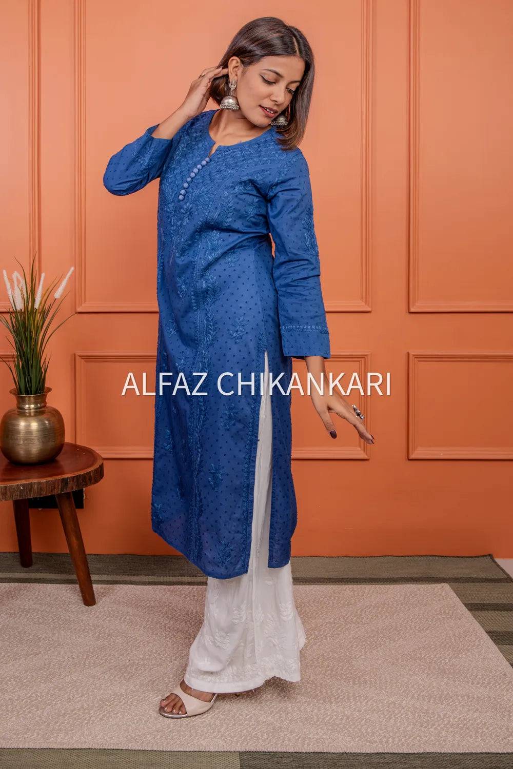 Kaira Dobby Cotton Chikankari Kurti