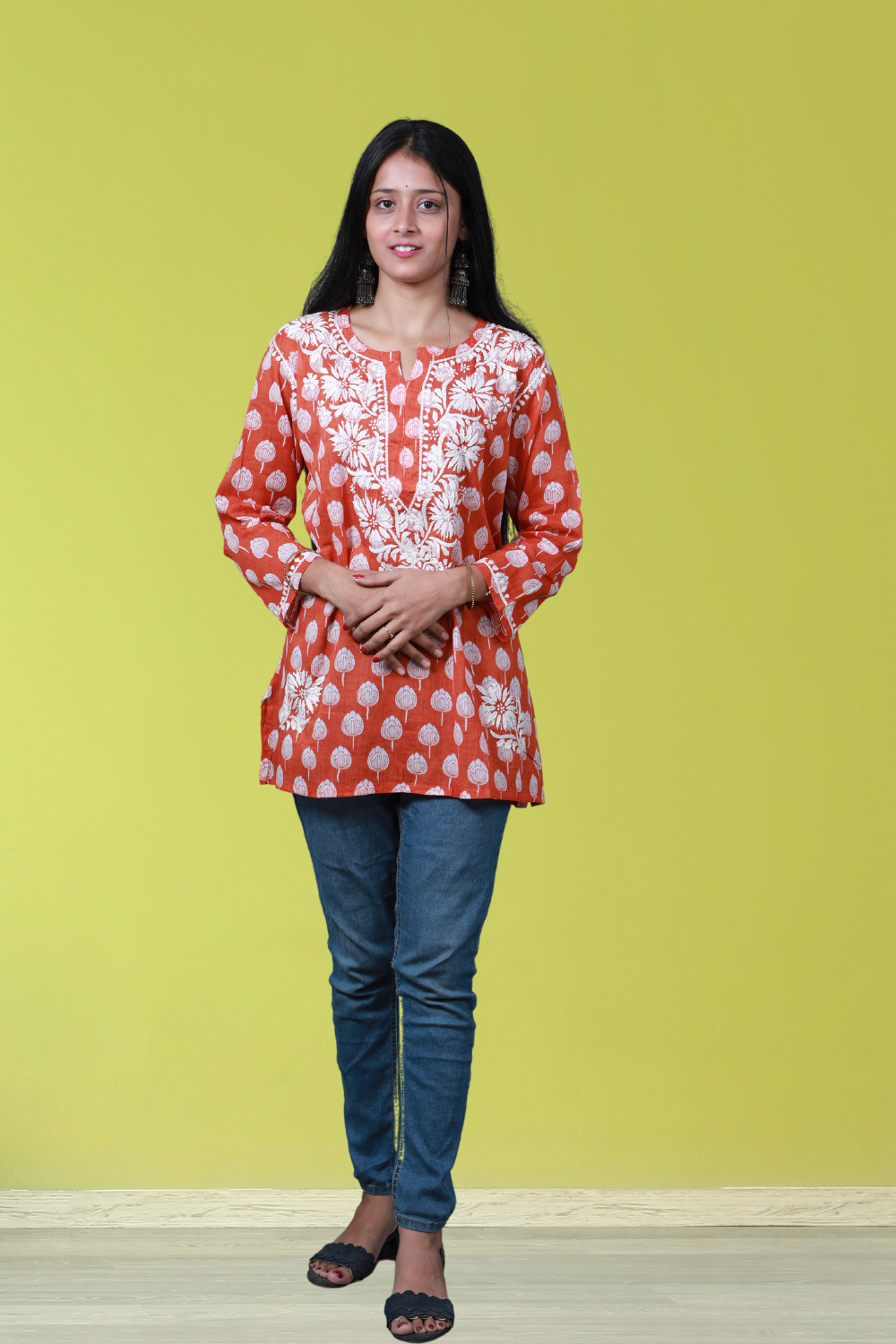 short kurti chikankari