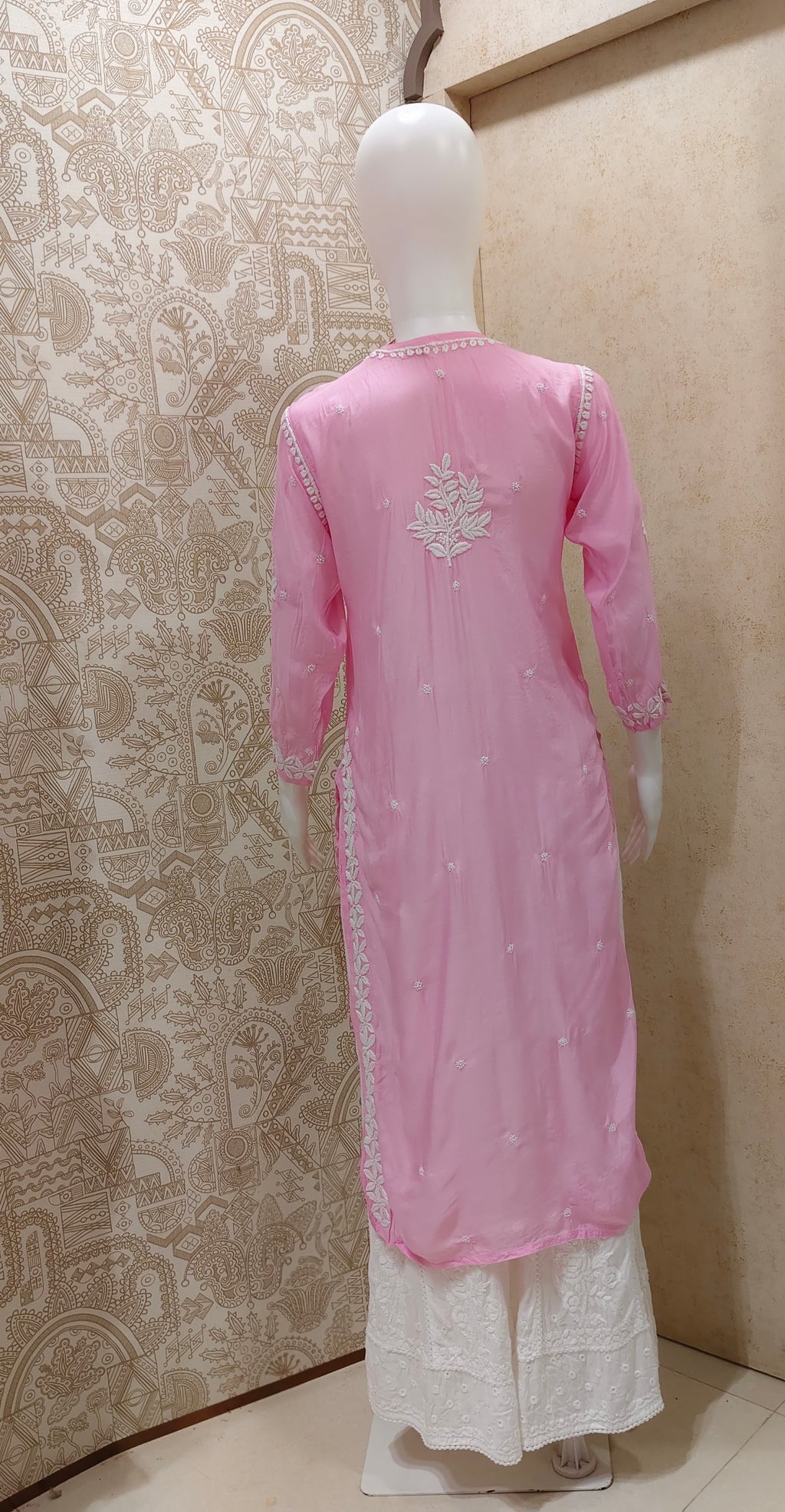 Tahira  Premium Muslin 3D Chikankari  Kurti