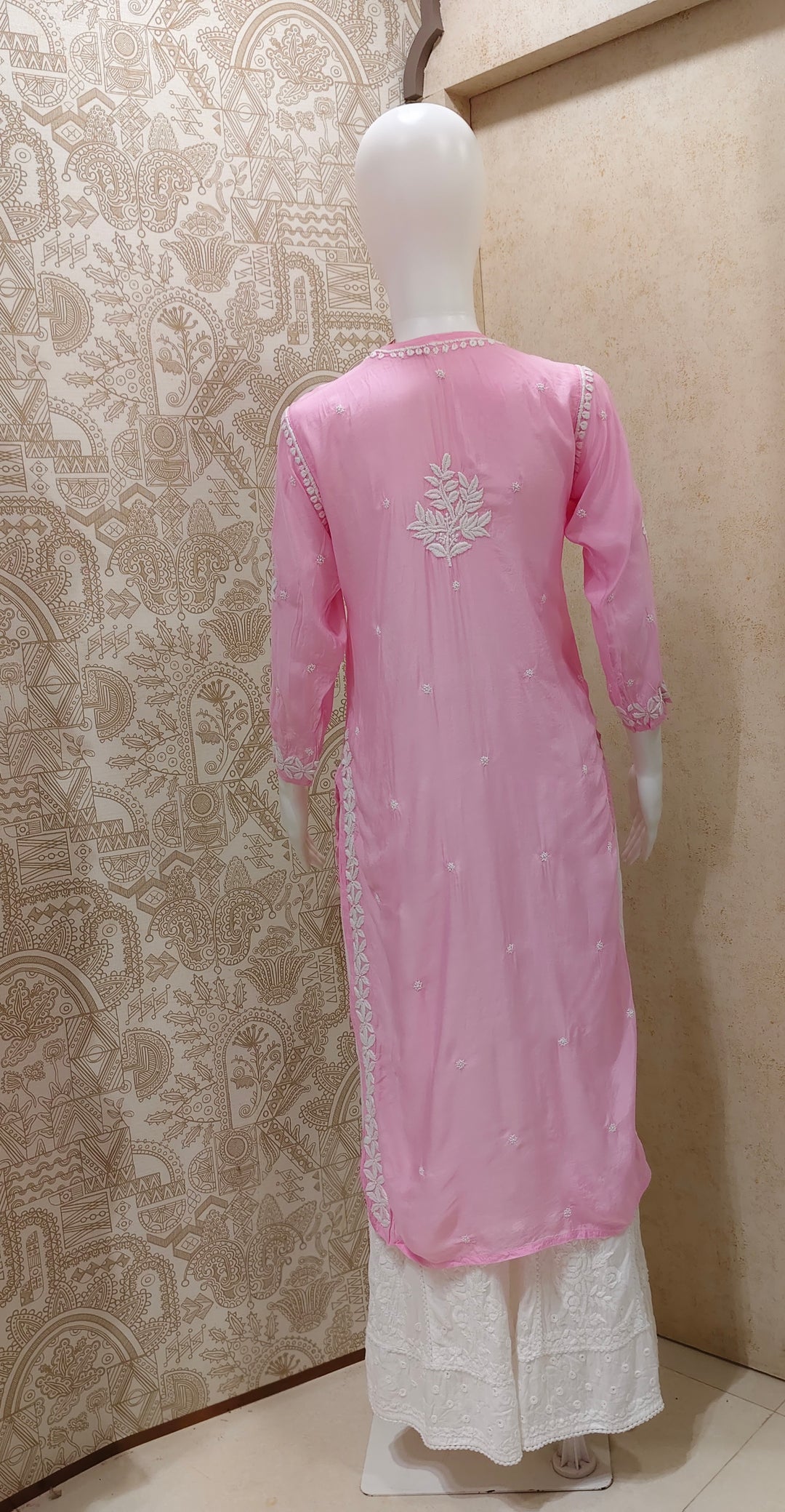 Tahira  Premium Muslin 3D Chikankari  Kurti