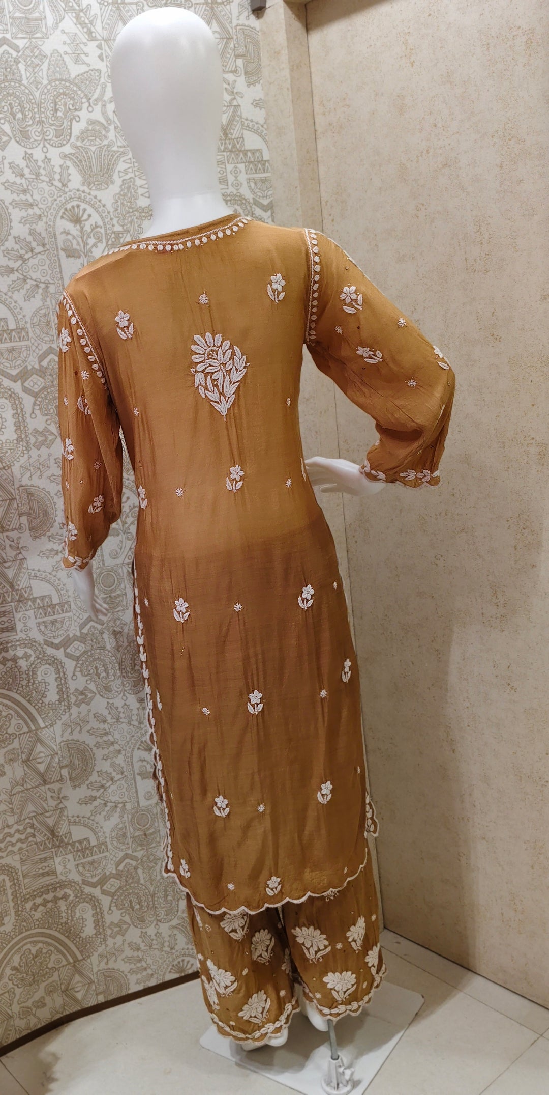 Azina Premium Muslin 3D Chikankari Ombre With Cutwork And Mukaish Work Kurti Palazzo Set
