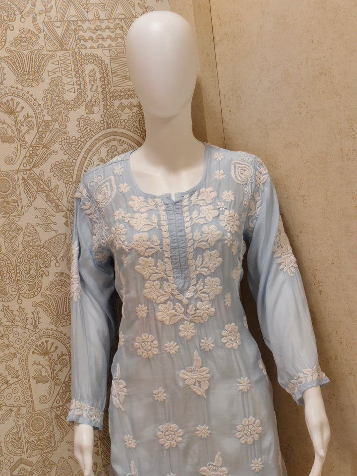 Dania Premium Muslin 3D Chikankari  Kurti