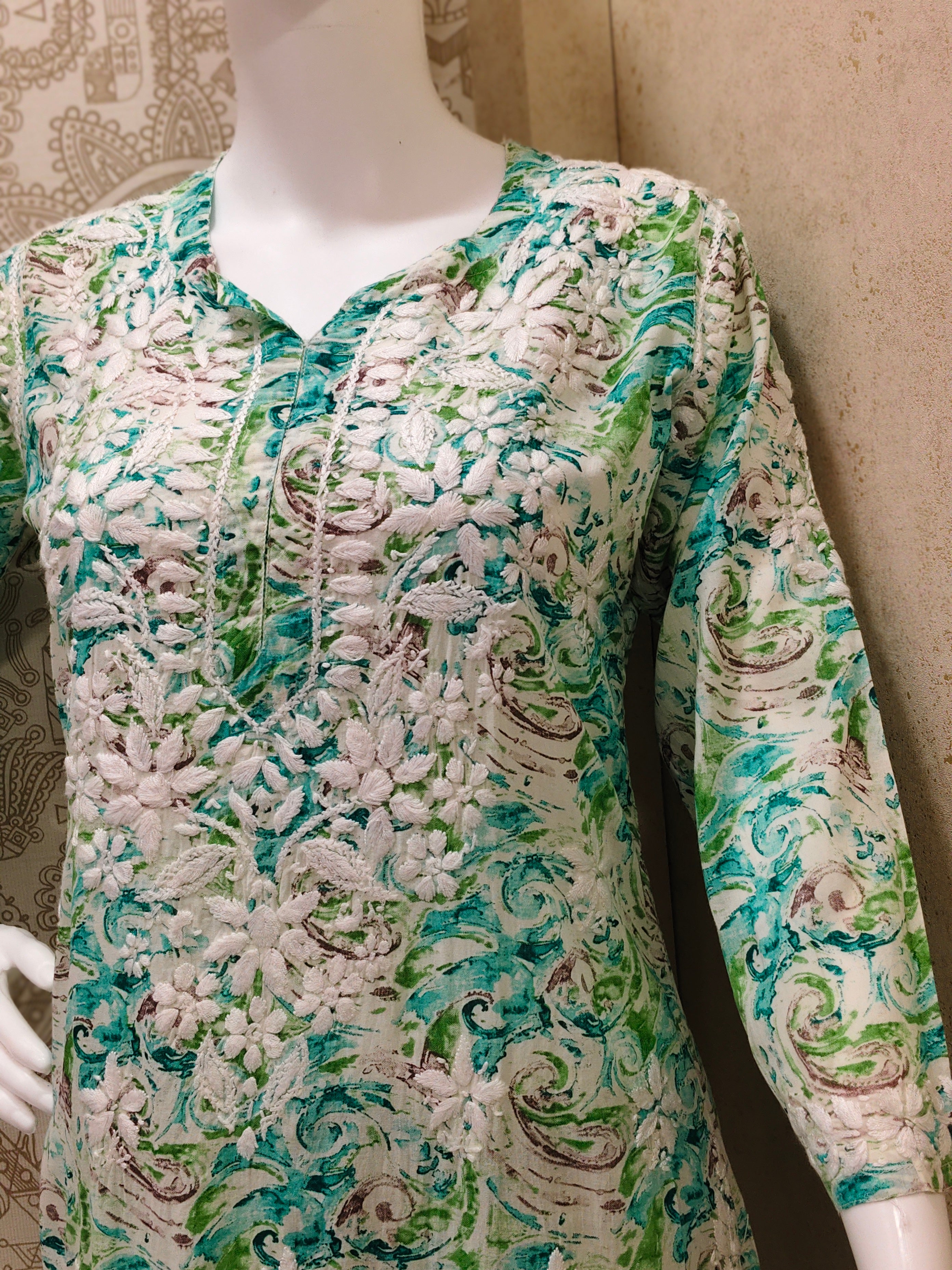 Rukhsaar Printed Mulmul Chikankari Pant  Set