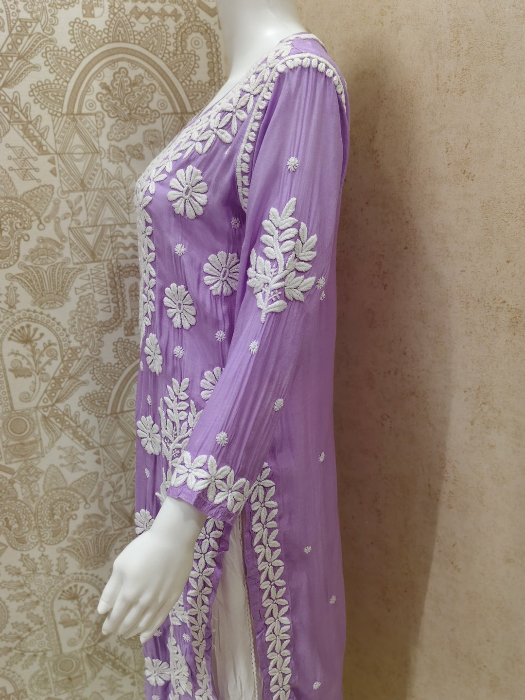 Tahira  Premium Muslin 3D Chikankari  Kurti