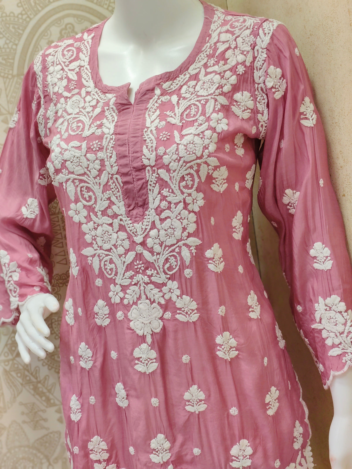 Rua Premium Muslin 3D Chikankari short kurti with scollap work