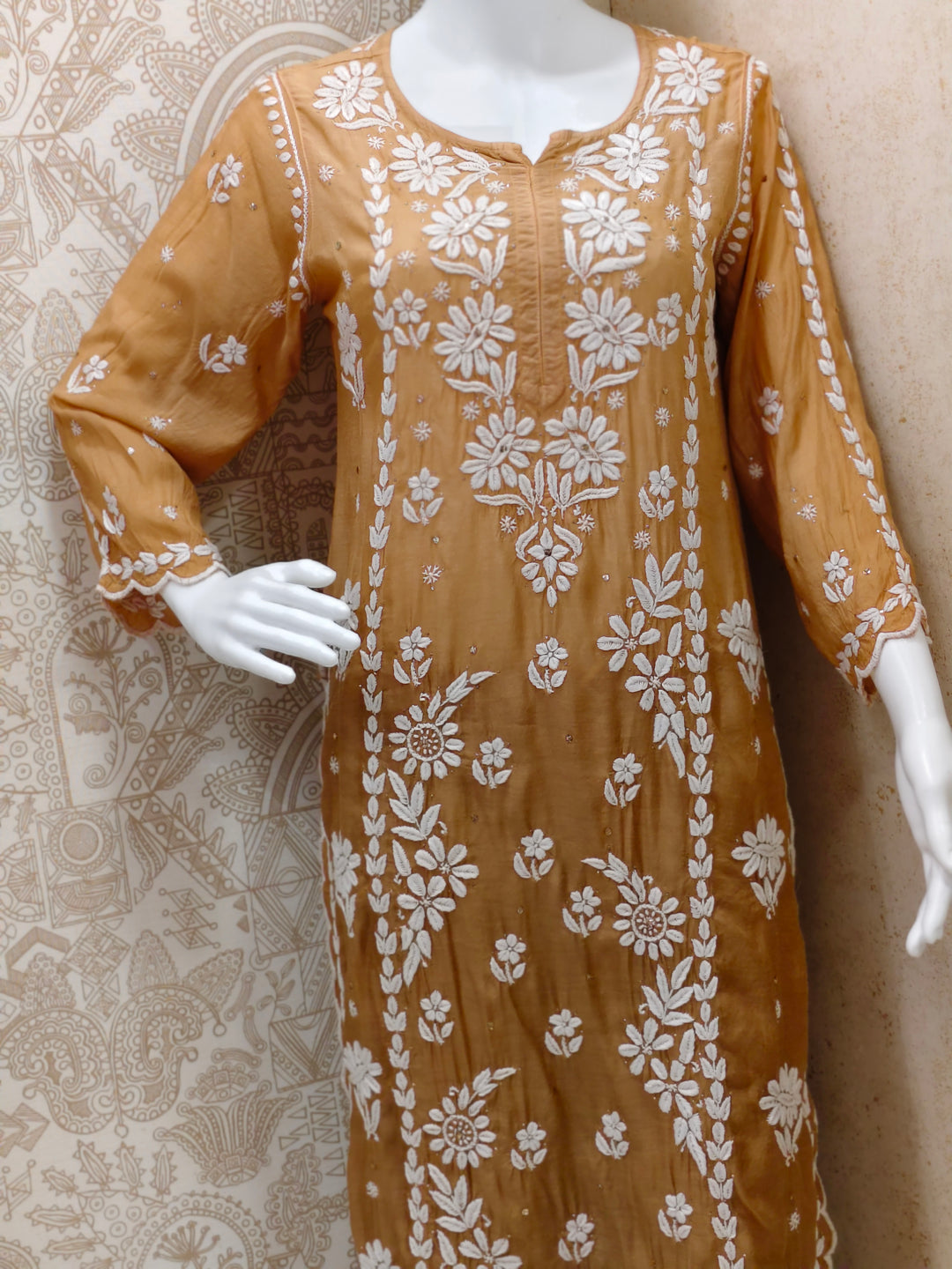 Azina Premium Muslin 3D Chikankari Ombre With Cutwork And Mukaish Work Kurti Palazzo Set