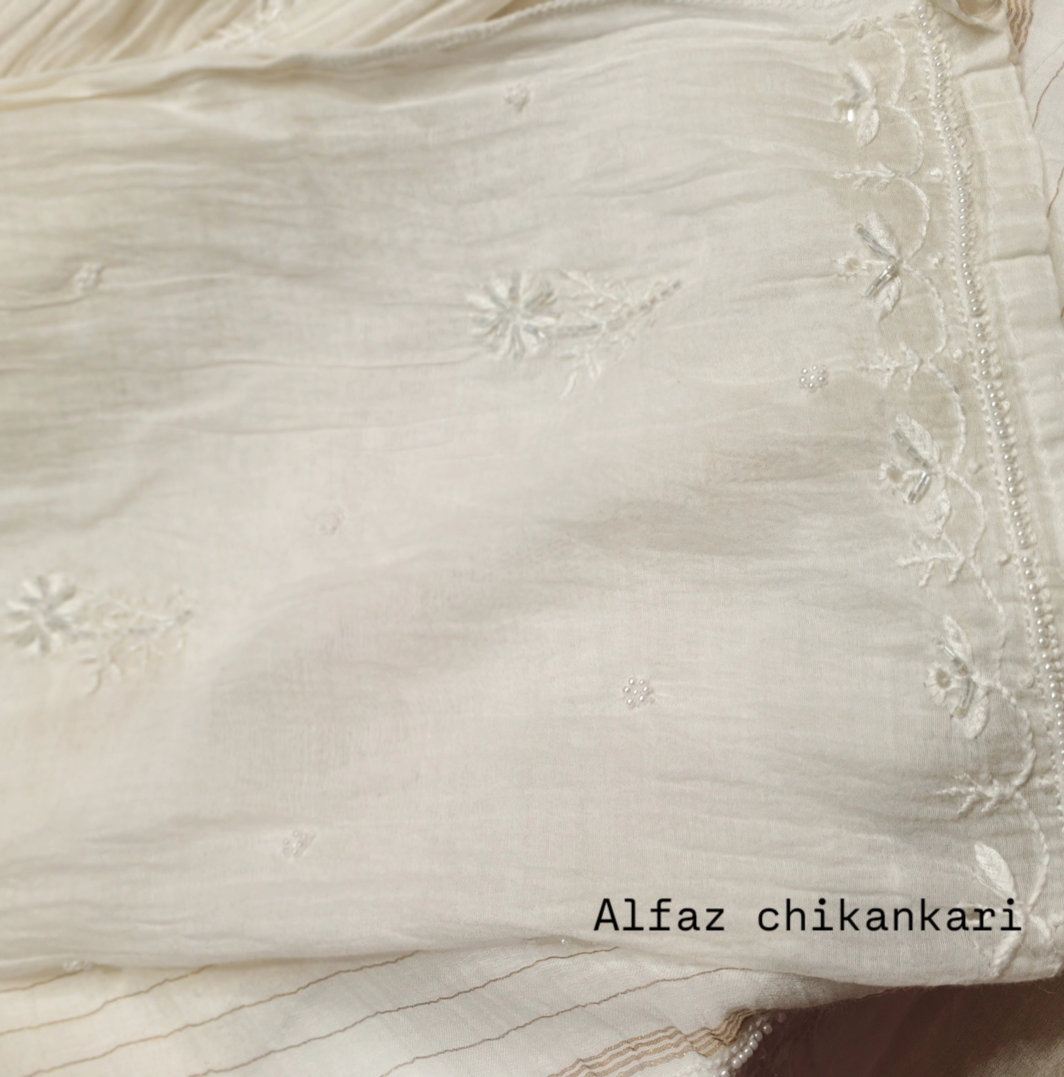 Eva Mul Chanderi Semi-Stitched Kurta And Dupatta Set.