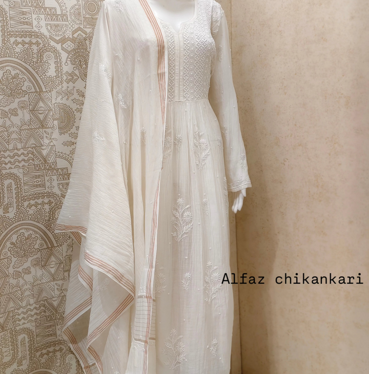 Eva Mul Chanderi Semi-Stitched Kurta And Dupatta Set.