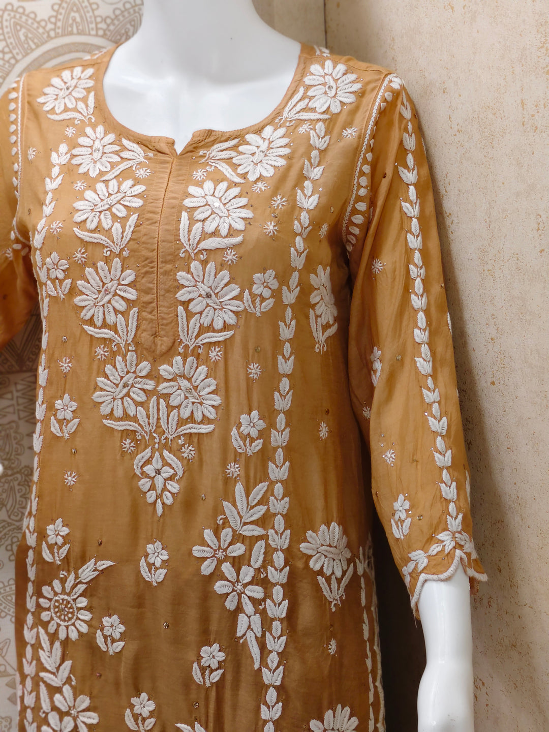 Azina Premium Muslin 3D Chikankari Ombre With Cutwork And Mukaish Work Kurti Palazzo Set