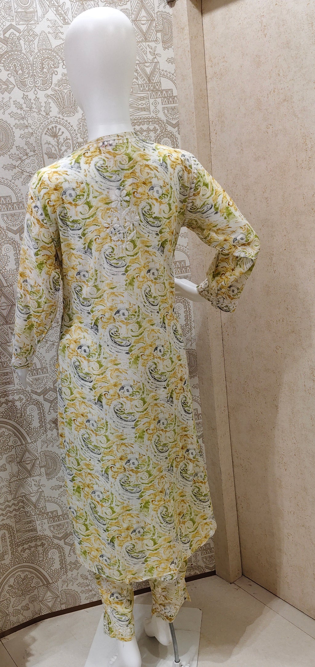 Rukhsaar Printed Mulmul Chikankari Pant  Set