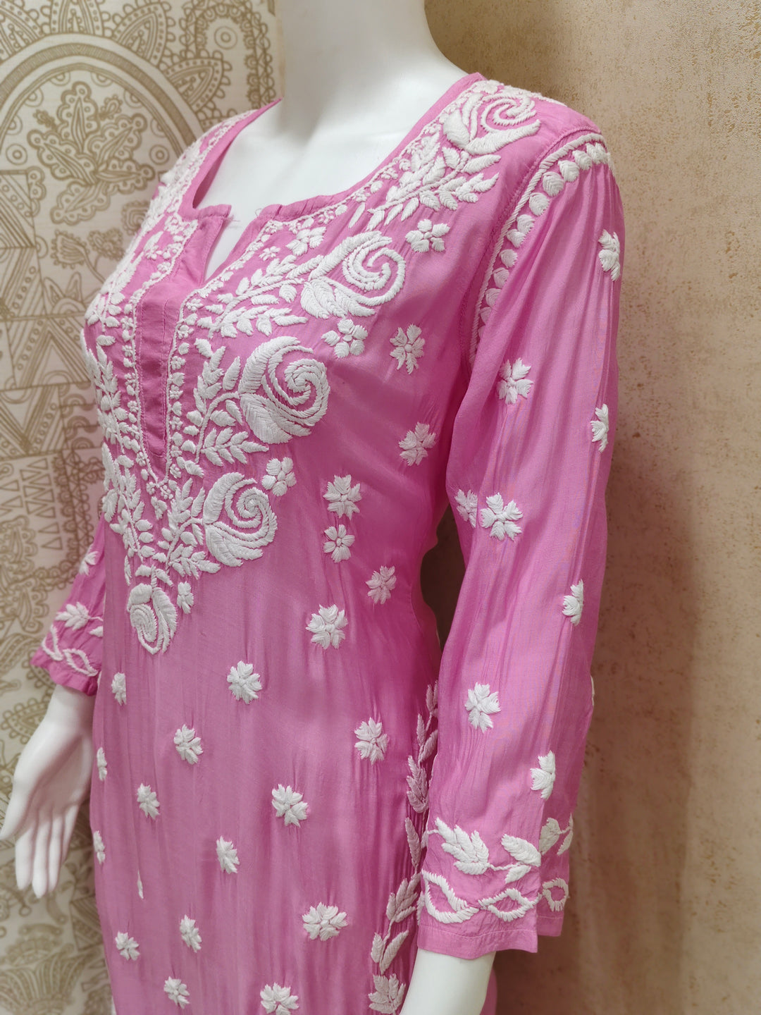 Safa Premium Muslin 3D Chikankari  Rose Long Kurti