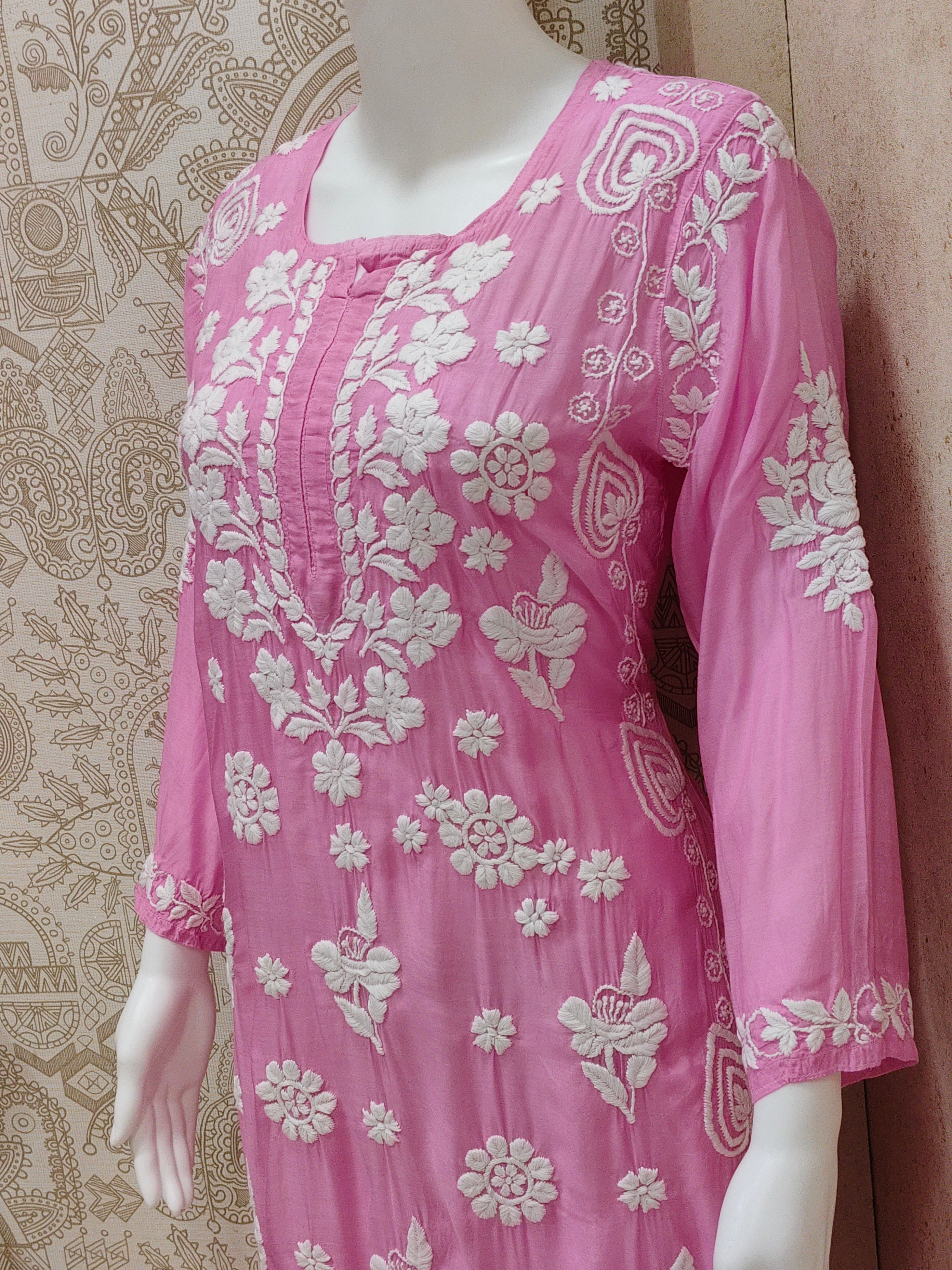 Dania Premium Muslin 3D Chikankari  Kurti