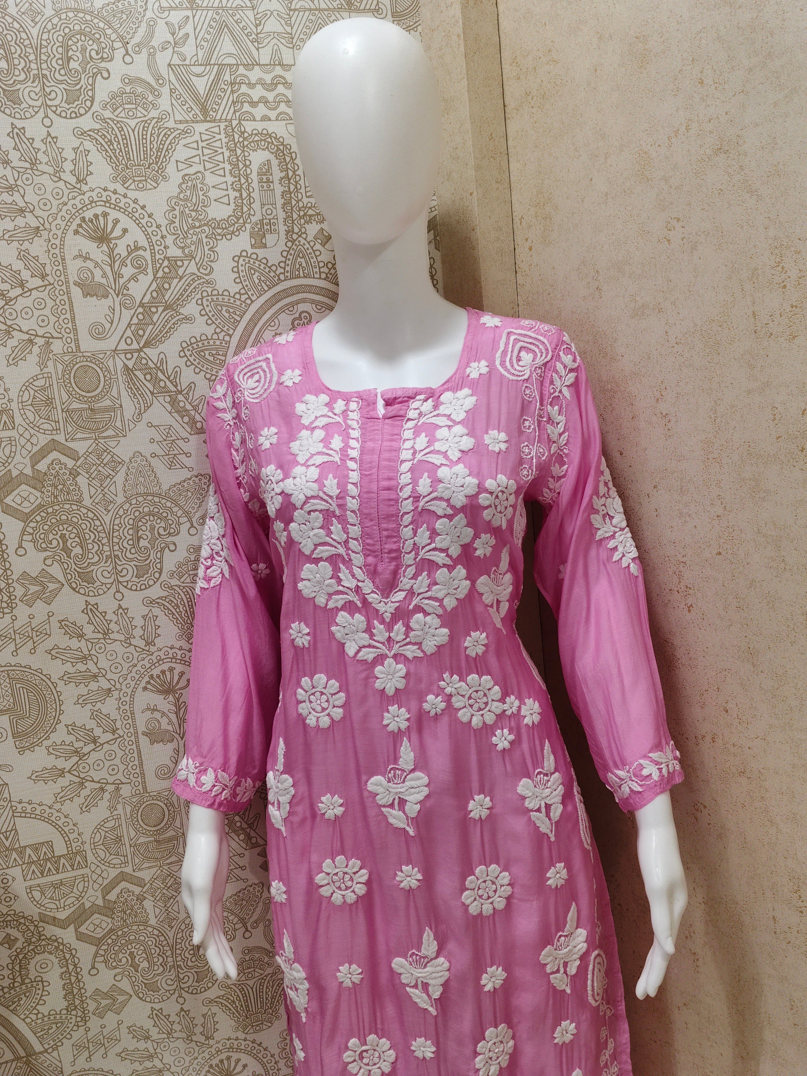 Dania Premium Muslin 3D Chikankari  Kurti