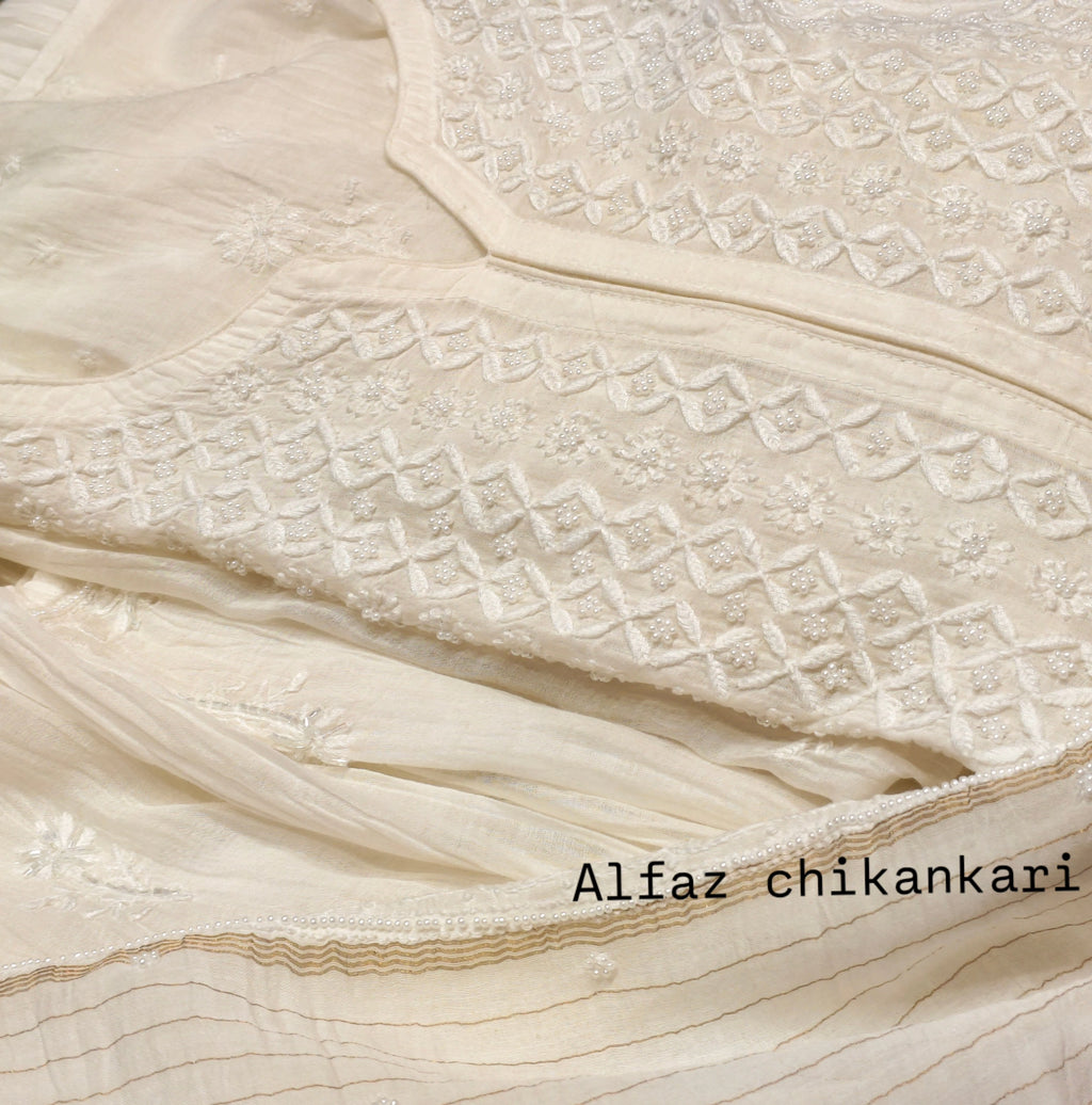 Eva Mul Chanderi Semi-Stitched Kurta And Dupatta Set.